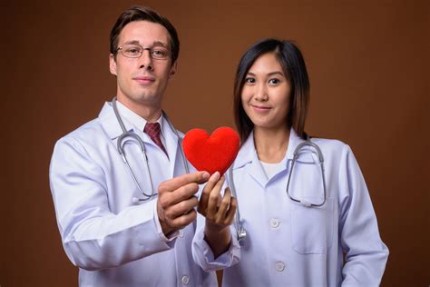 dating while in medical residency
